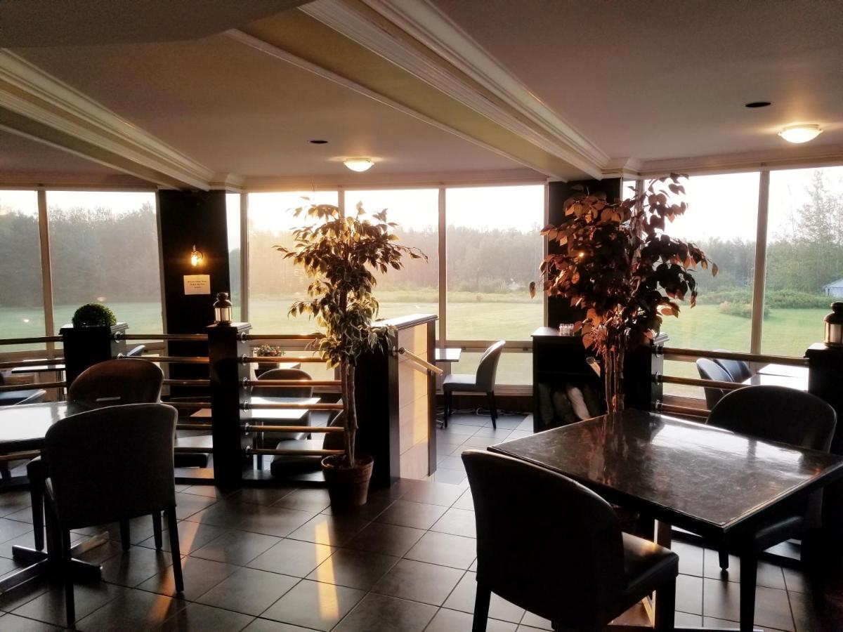 Hotel Монктон Экстерьер фото